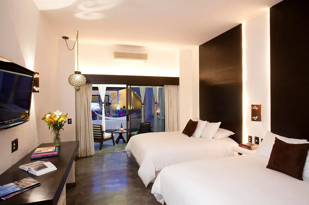 Bahia Hotel & Beach House Cabo San Lucas